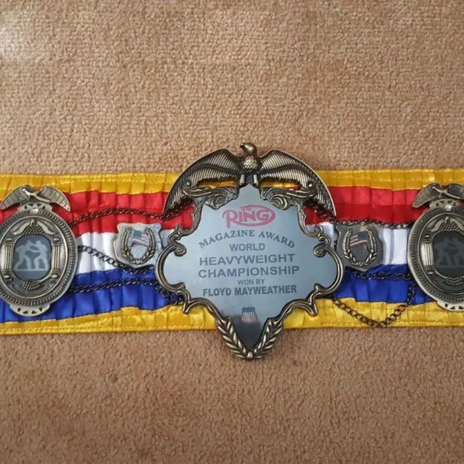 RING MAGAZINE WORLD HEAVYWEIGHT BOXING Championship Belt